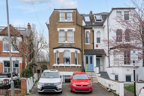 2 bedroom flat for sale, Culverden Road, Balham, London, SW12