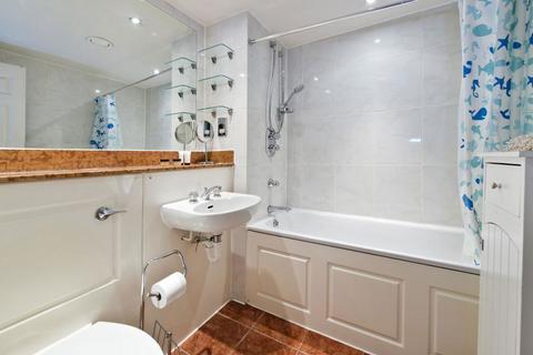 1 bedroom flat to rent, Point West, London SW7