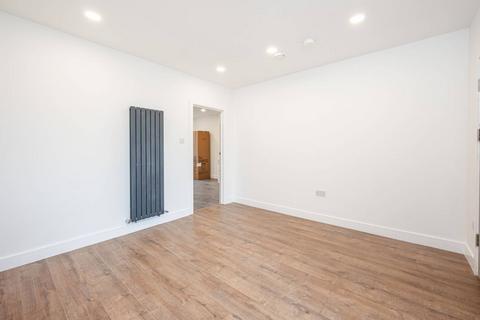 1 bedroom flat to rent, FINCHLEY ROAD, West Hampstead, NW3