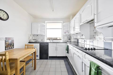 2 bedroom flat for sale, Holyport Road, Fulham, London, SW6