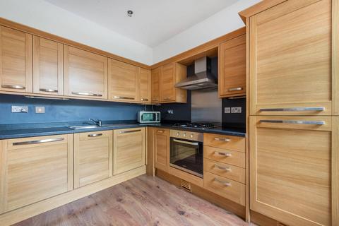 2 bedroom flat to rent, Clanricarde Gardens, Notting Hill Gate, London, W2