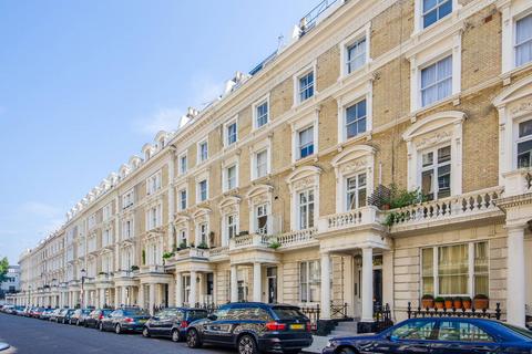 2 bedroom flat to rent, Clanricarde Gardens, Notting Hill Gate, London, W2