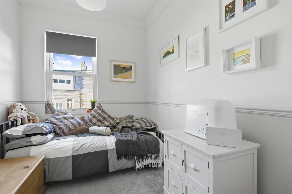 135 Leeds Road Bedroom a.jpg