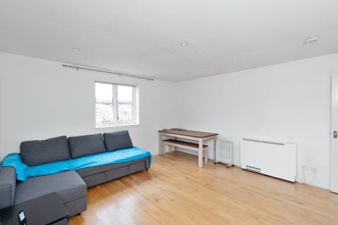 1 bedroom flat to rent, Tytler Gardens, Abbeyhill, Edinburgh, EH8