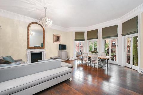 3 bedroom apartment to rent, Cabbell Street, London NW1