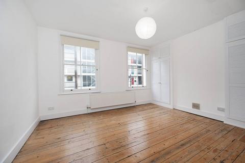 undefined, Wellington Row, Columbia Road, London, E2