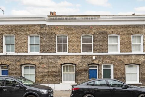 undefined, Wellington Row, Columbia Road, London, E2