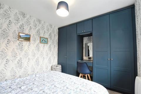 2 bedroom end of terrace house for sale, Darnholm Court, Howdale Road, Hull