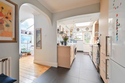 4 bedroom terraced house for sale, Hagden Lane, Watford, WD18