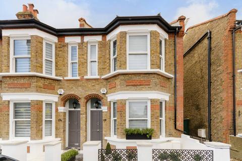 Warwick Grove, Surbiton, KT5