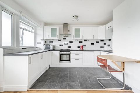 1 bedroom flat to rent, Churchill Gardens, Pimlico, London, SW1V