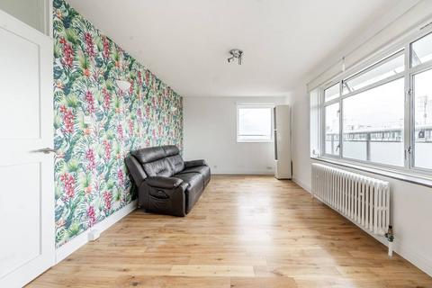 1 bedroom flat to rent, Churchill Gardens, Pimlico, London, SW1V