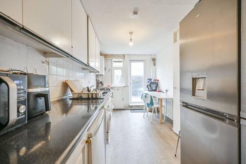 2 bedroom flat for sale, Tanners End Lane, London, N18, Edmonton, London, N18