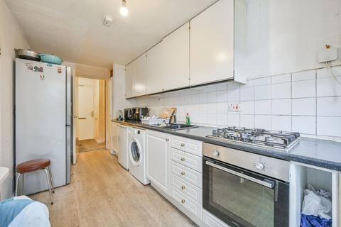 2 bedroom flat for sale, Tanners End Lane, London, N18, Edmonton, London, N18