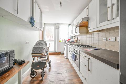 2 bedroom flat for sale, Copperfield Mews, London, N18, Edmonton, London, N18