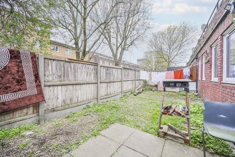 2 bedroom flat for sale, Copperfield Mews, London, N18, Edmonton, London, N18
