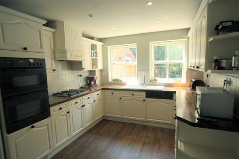 undefined, Hawthorn Drive, Uppingham LE15