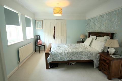 undefined, Hawthorn Drive, Uppingham LE15