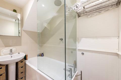 2 bedroom flat to rent, Lots Road, Chelsea, London, SW10