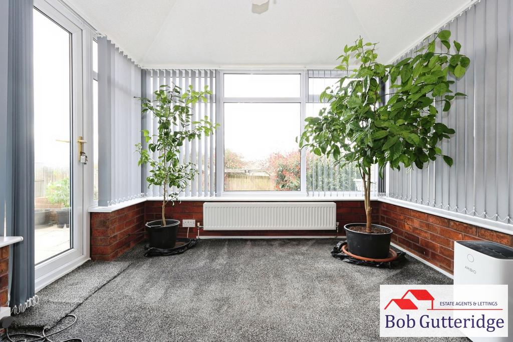 Insulated roof conservatory