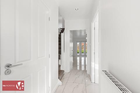 undefined, Academia Avenue, Broxbourne EN10