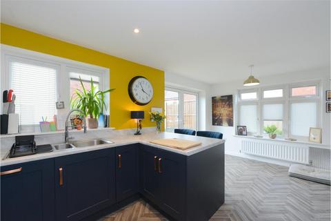 3 bedroom detached house for sale, Dymock Drive, Shrewsbury, SY2