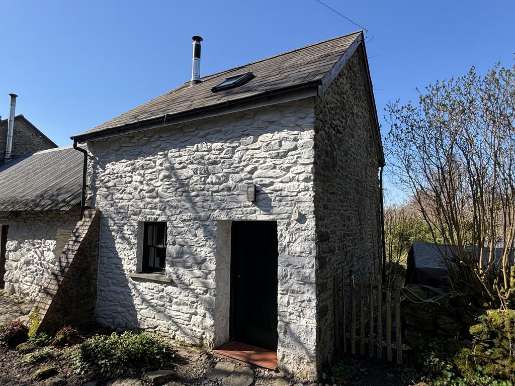 The self contained annexe