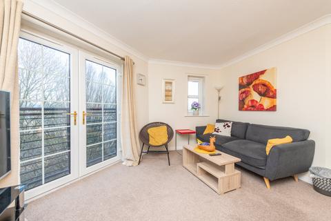 3 bedroom flat for sale, Canavan Court, Falkirk FK2