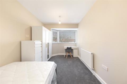 4 bedroom terraced house to rent, Sevenoaks Road, Brockley, London, SE4
