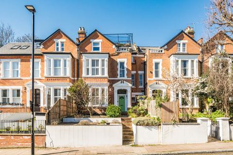 2 bedroom flat for sale, Crouch Hill, Crouch End, London, N8