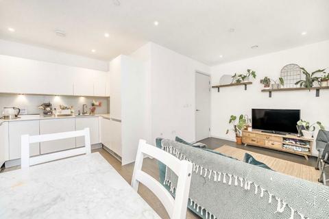 2 bedroom flat for sale, York Way, London N7