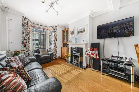 3 bedroom terraced house for sale, Walpole Road, London E17