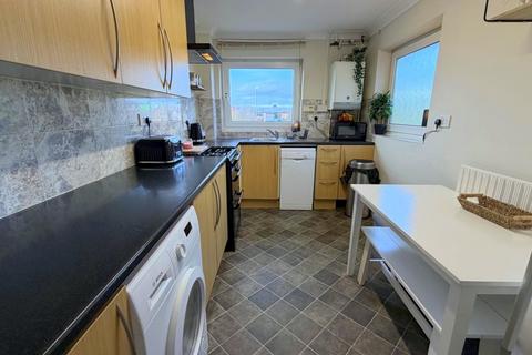 2 bedroom flat for sale, North Street, Hailsham