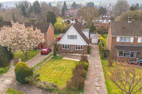 4 bedroom detached bungalow for sale, Friars Gardens, High Wycombe HP14