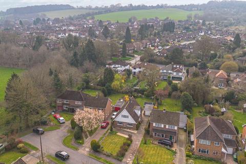 4 bedroom detached bungalow for sale, Friars Gardens, High Wycombe HP14