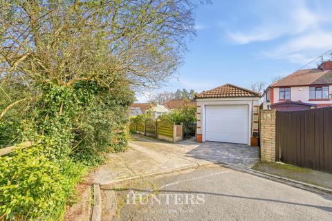 3 bedroom detached bungalow for sale, Manchester New Road, Alkrington, Manchester, M24