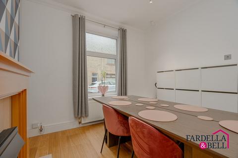 3 bedroom terraced house for sale, Barry Street, Burnley, BB12