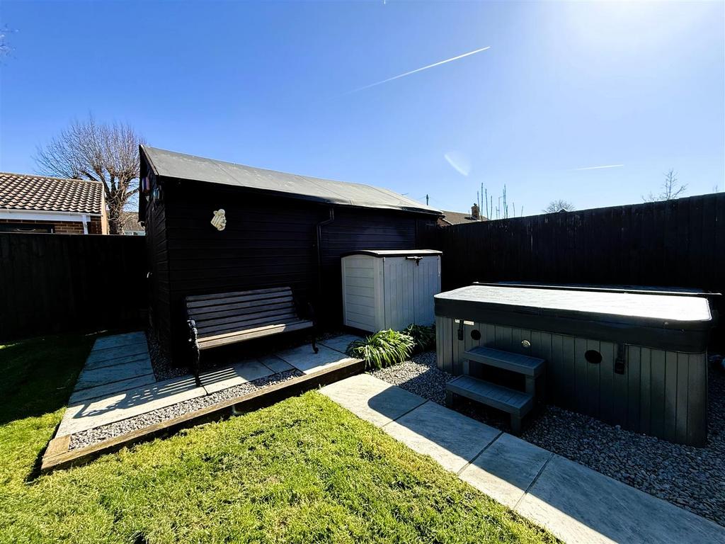 Garden III.jpeg