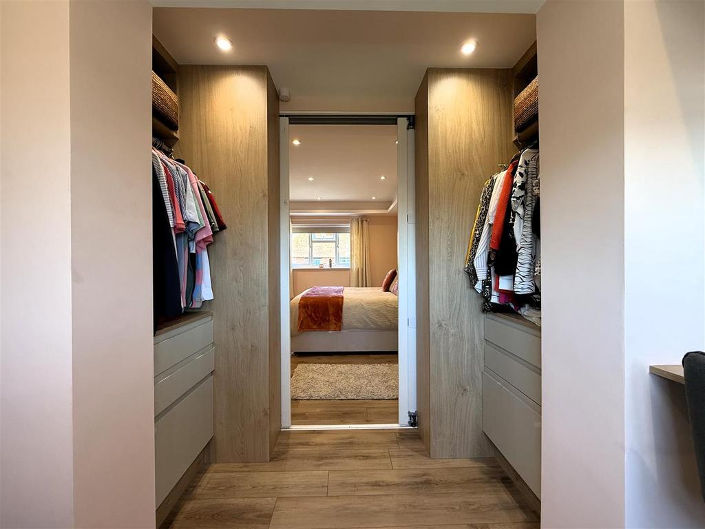 Master Dressing Room 3.jpeg
