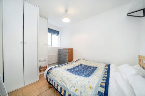 1 bedroom flat for sale, King Edward's Road, London E9