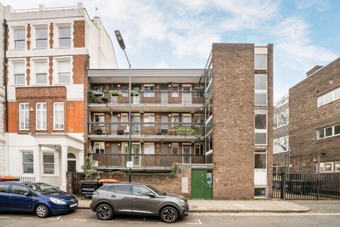 1 bedroom flat for sale, King Edward's Road, London E9