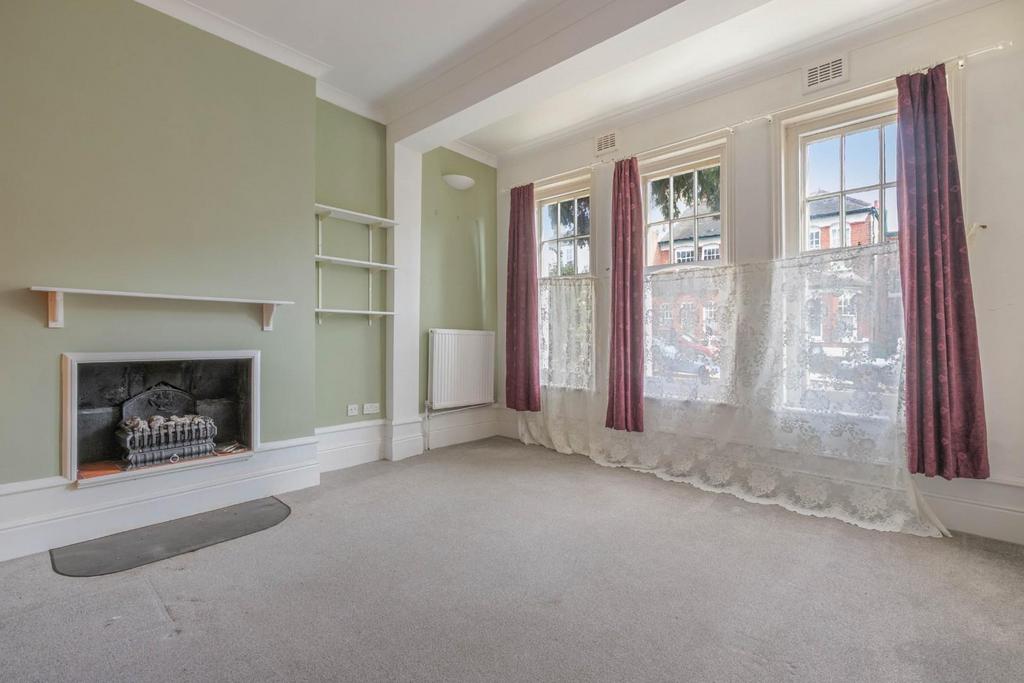 15a Queensthorpe Road, SE26 - 7.jpg
