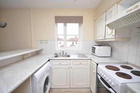undefined, Lowry Crescent, Mitcham, CR4