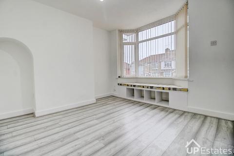 2 bedroom terraced house for sale, Honiton Road, Wyken, Coventry