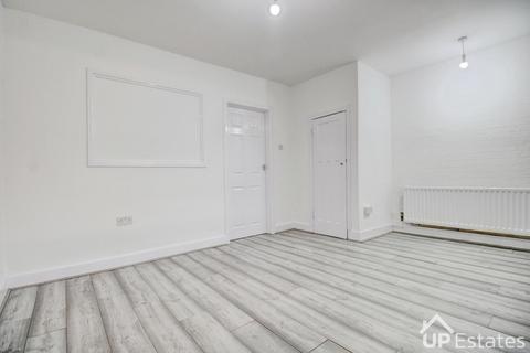 2 bedroom terraced house for sale, Honiton Road, Wyken, Coventry