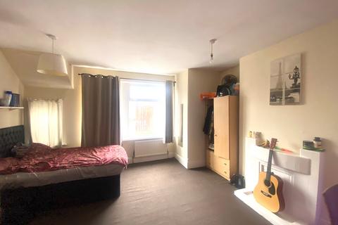 undefined, Harborough Road, Southampton, SO15