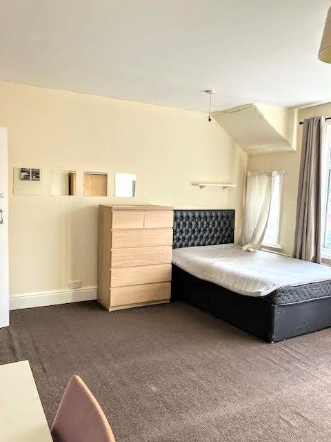 Bed 1
