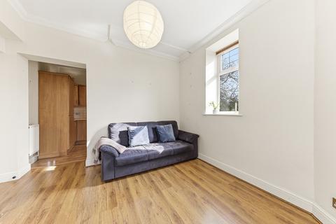 undefined, The Strone, Apperley Bridge, BD10