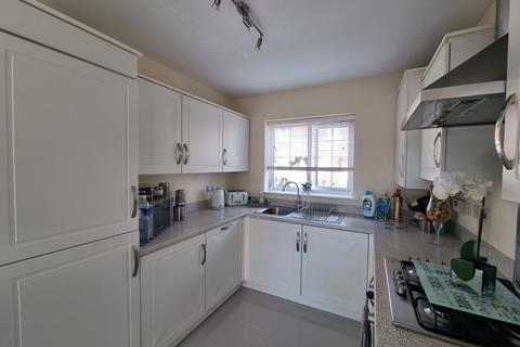 3 bedroom property to rent, Swansea SA4