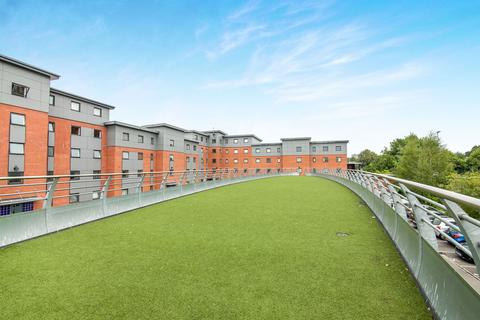 2 bedroom flat to rent, Denmark Road, Manchester, M15